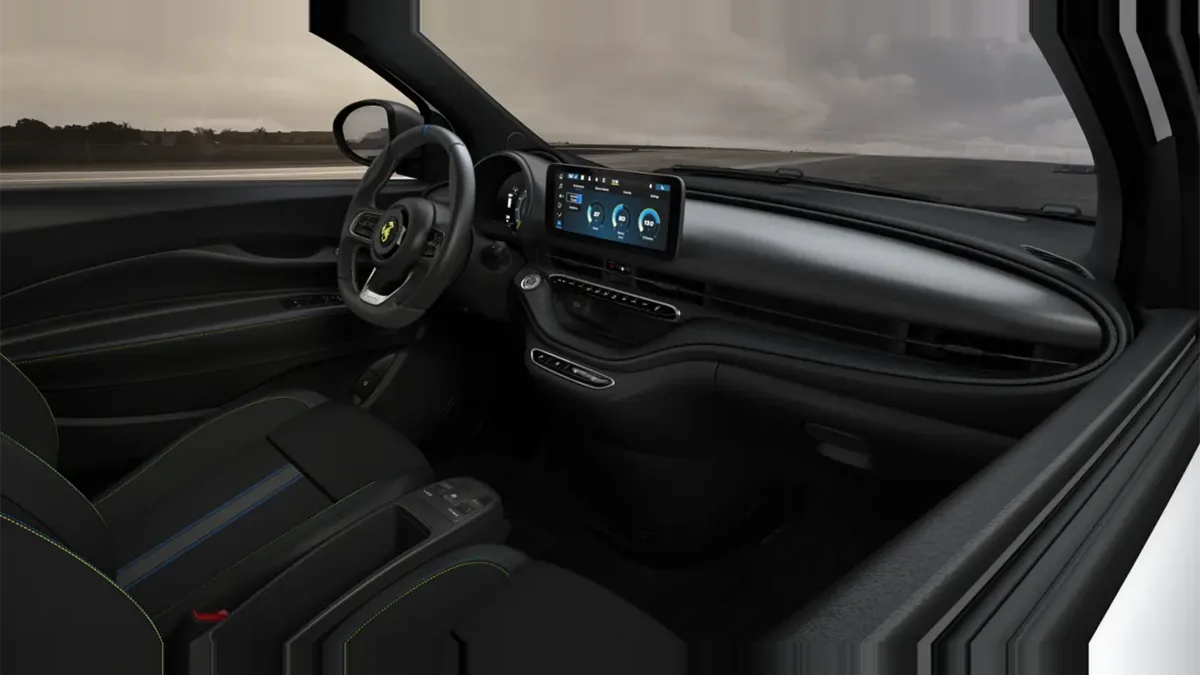 Abarth 500e 42kWh en renting para particulares — Interior