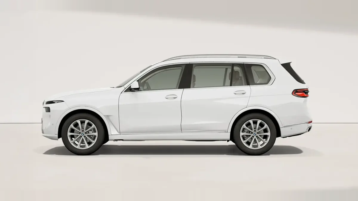 BMW X7 xDrive40i en renting para particulares — Lateral
