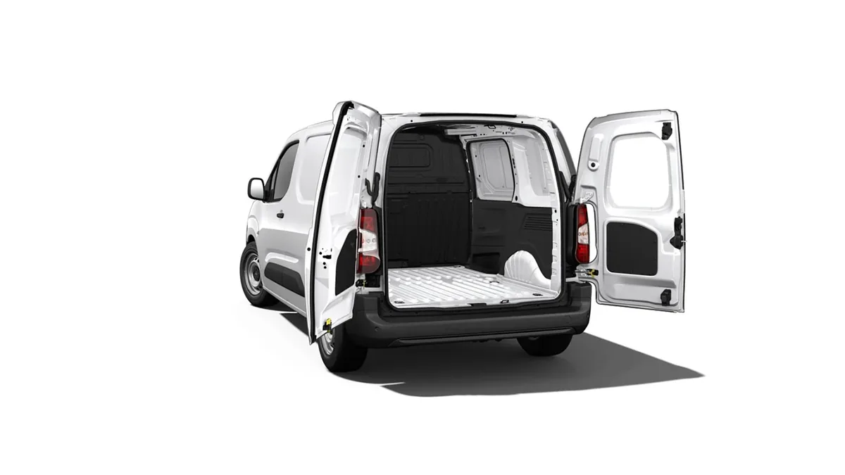 Citroën Berlingo Talla M BlueHDI 100cv van en renting para particulares — Trasera