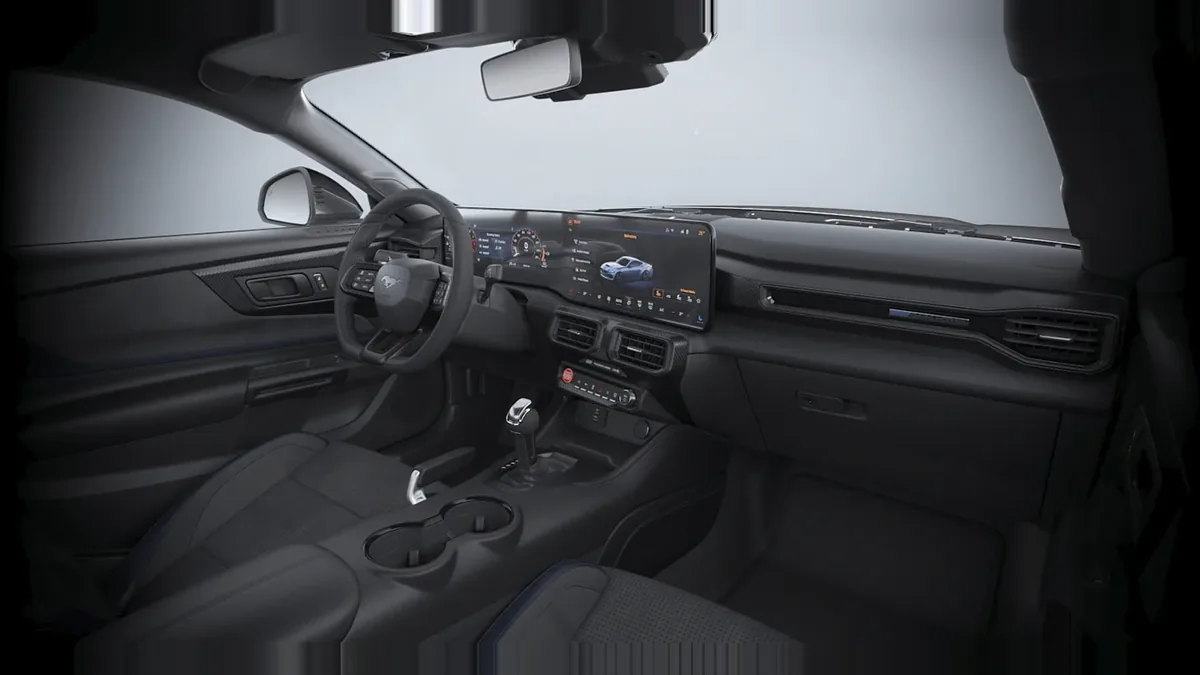 Ford Mustang 5.0 Ti-VCT V8 Mustang Dark House AT en renting para particulares — Interior