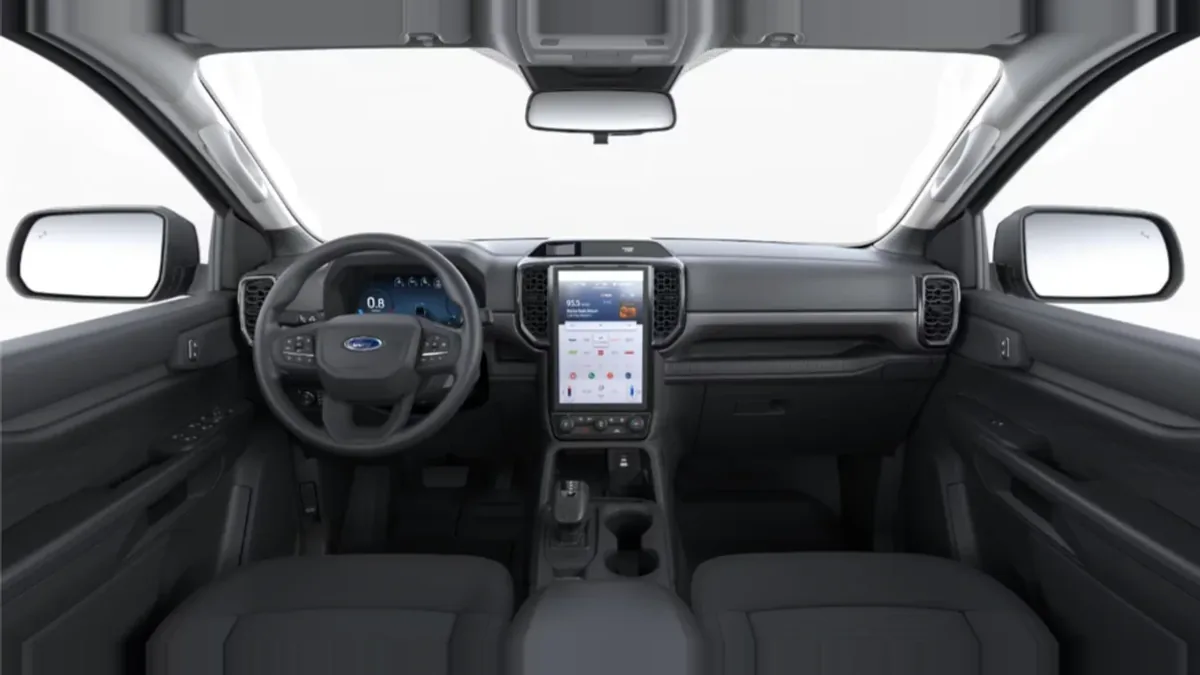 Ford Ranger XLT Doble Cabina 3.0 EcoBlue V6 240CV Automático en renting para particulares — Delantera