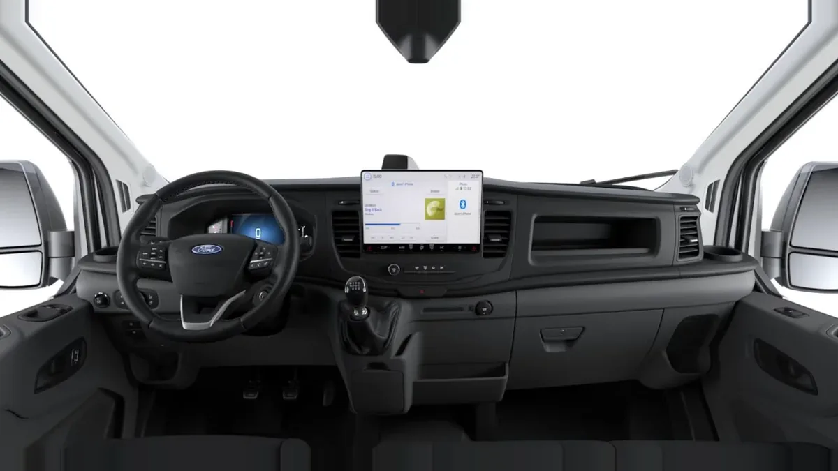 Ford TRANSIT 350 L3 Trend N1 EcoBlue 96kW FWD en renting para particulares — Interior