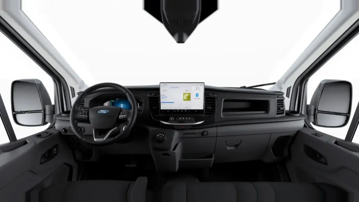Ford Transit Van 350 L3 BEV Trend 184cv RWD II en renting para particulares — Trasera