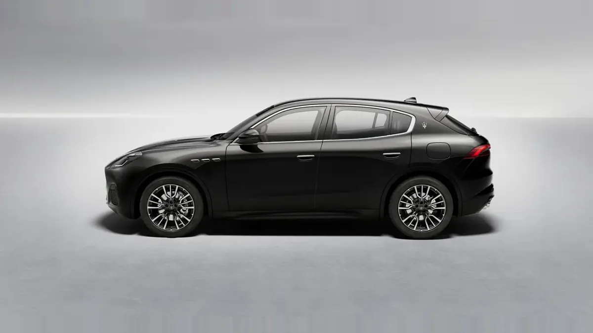 Maserati Grecale L4 MHEV 300CV AWD en renting para particulares — Delantera