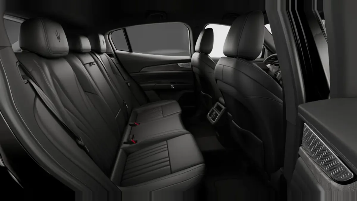 Maserati Grecale L4 MHEV 300CV AWD en renting para particulares — vista 10