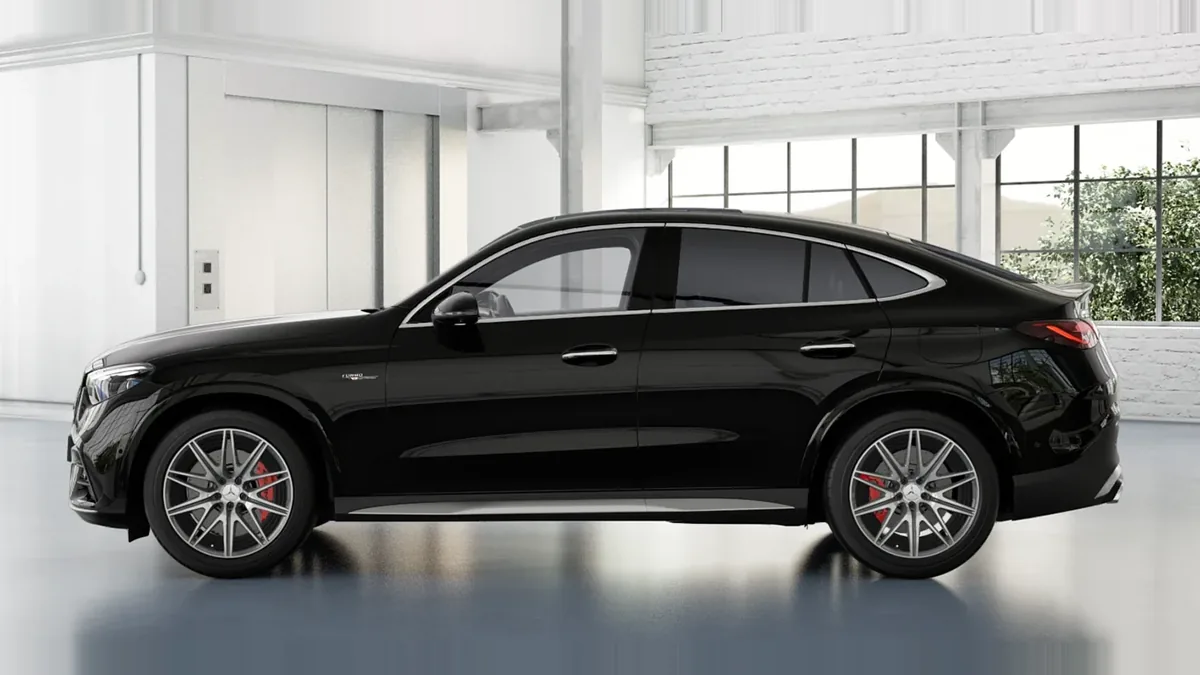 Mercedes-AMG GLC Coupé 63 S E Performance en renting para particulares — Lateral
