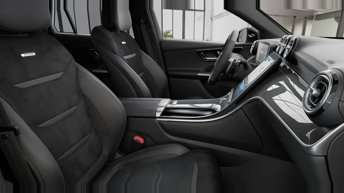 Mercedes-AMG GLC Coupé 63 S E Performance en renting para particulares — Interior