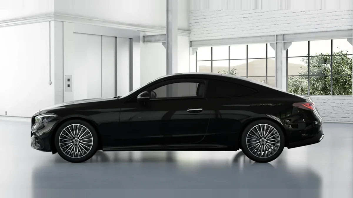 Mercedes-Benz CLE 220d Coupé en renting para particulares — Lateral