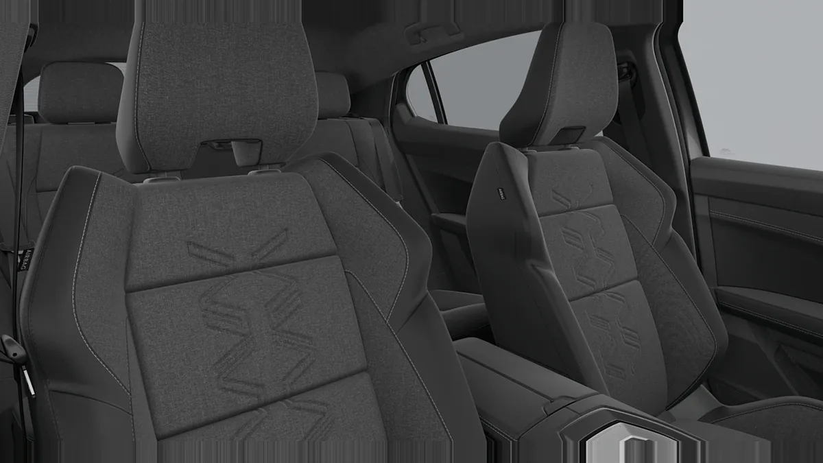 Renault RAFALE TECHNO E-TECH FULL HYBRID 200CV en renting para particulares — Interior