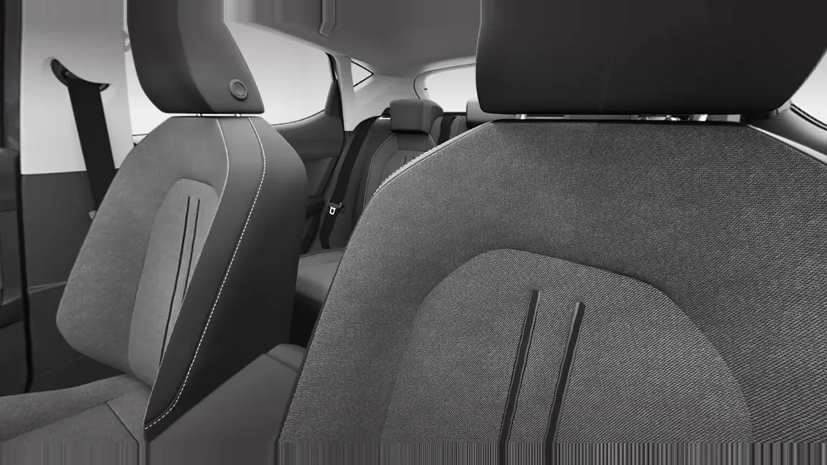 SEAT León 1.5 eTSI Style Fleet Pack en renting para particulares — Interior