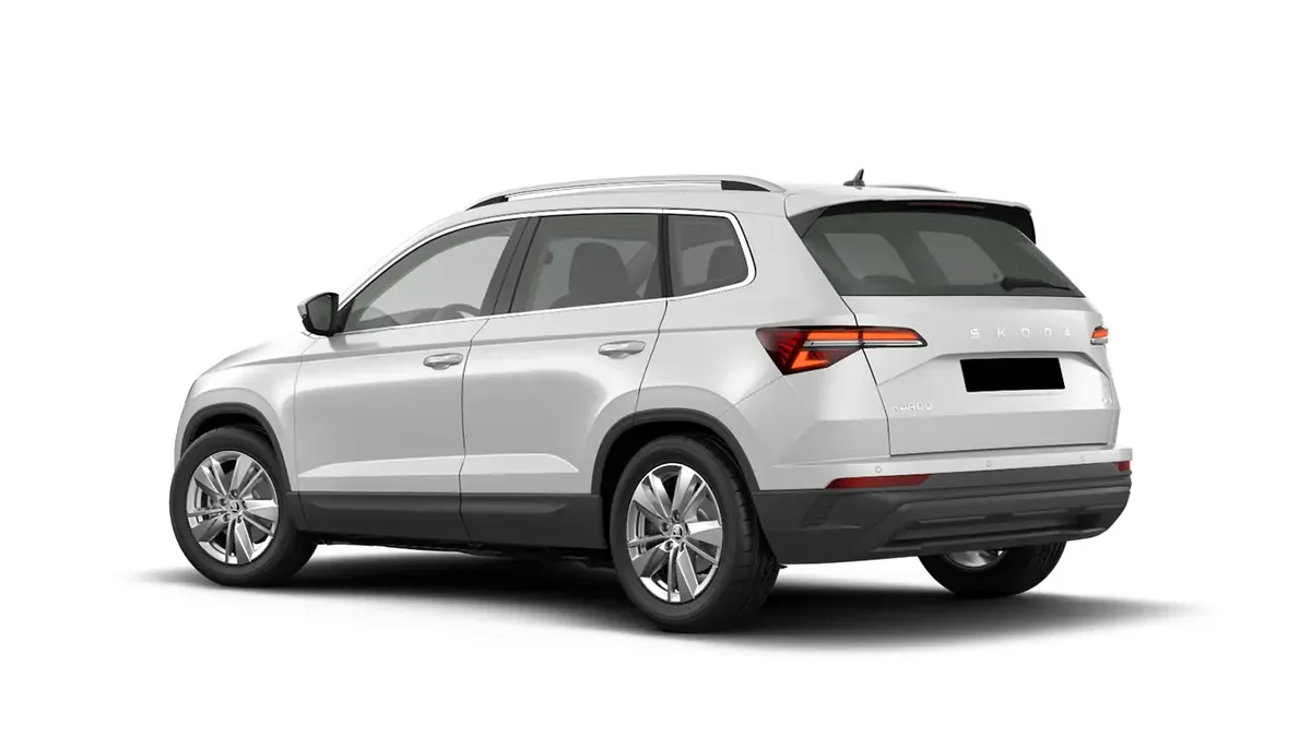 Škoda Karoq Selection 2.0 TDI 150cv 4x4 DSG en renting para particulares — Delantera