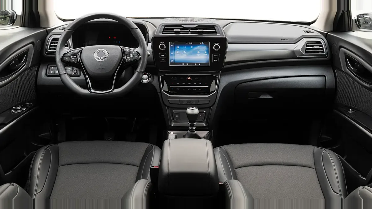 KGM Tívoli G15 Urban Plus 4x2 en renting para particulares — vista 10