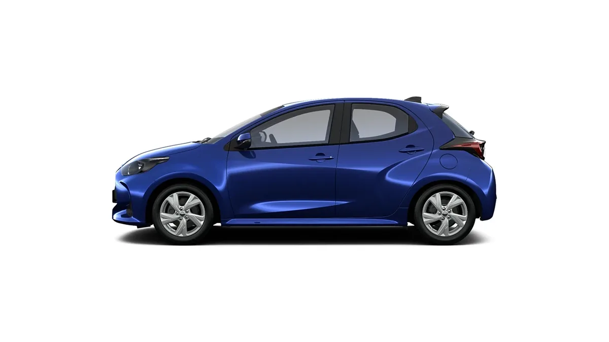 Toyota Yaris 120H 116CV Active en renting para particulares — Trasera