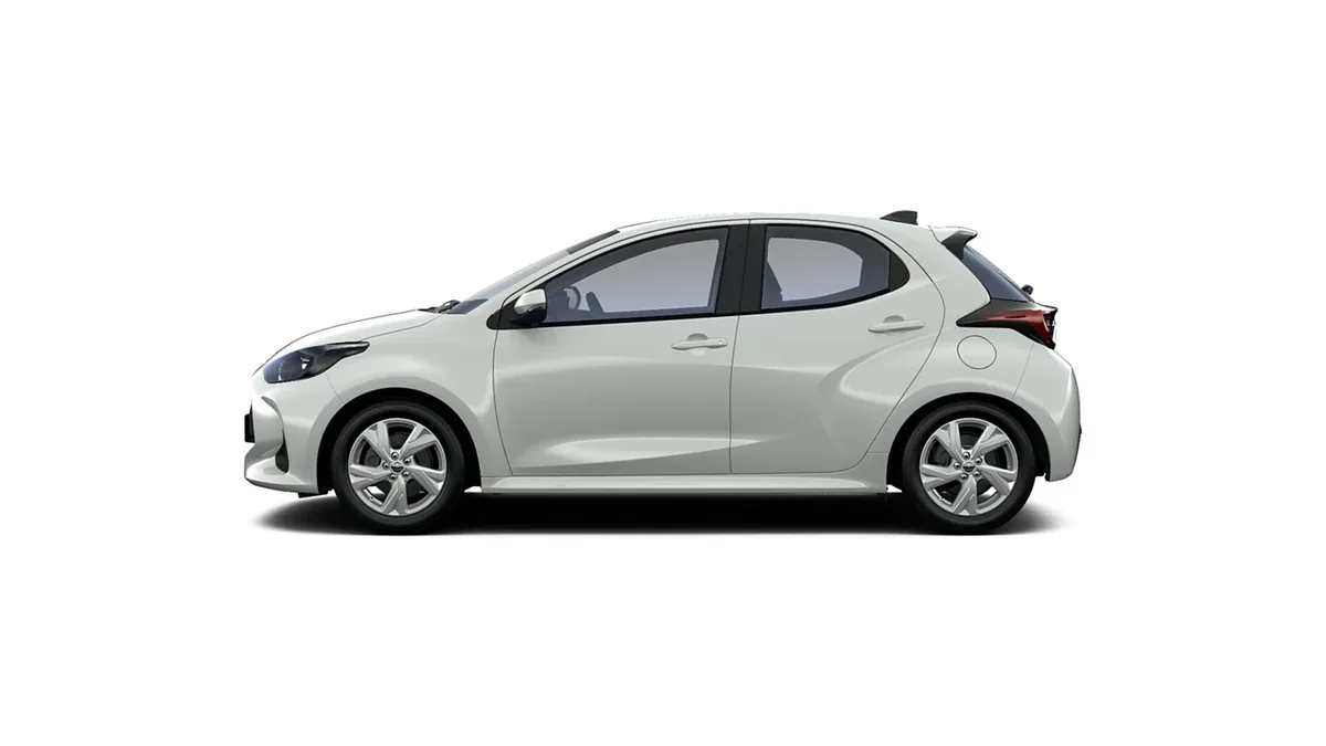 Toyota Yaris 120H 116CV Active en renting para particulares — Interior